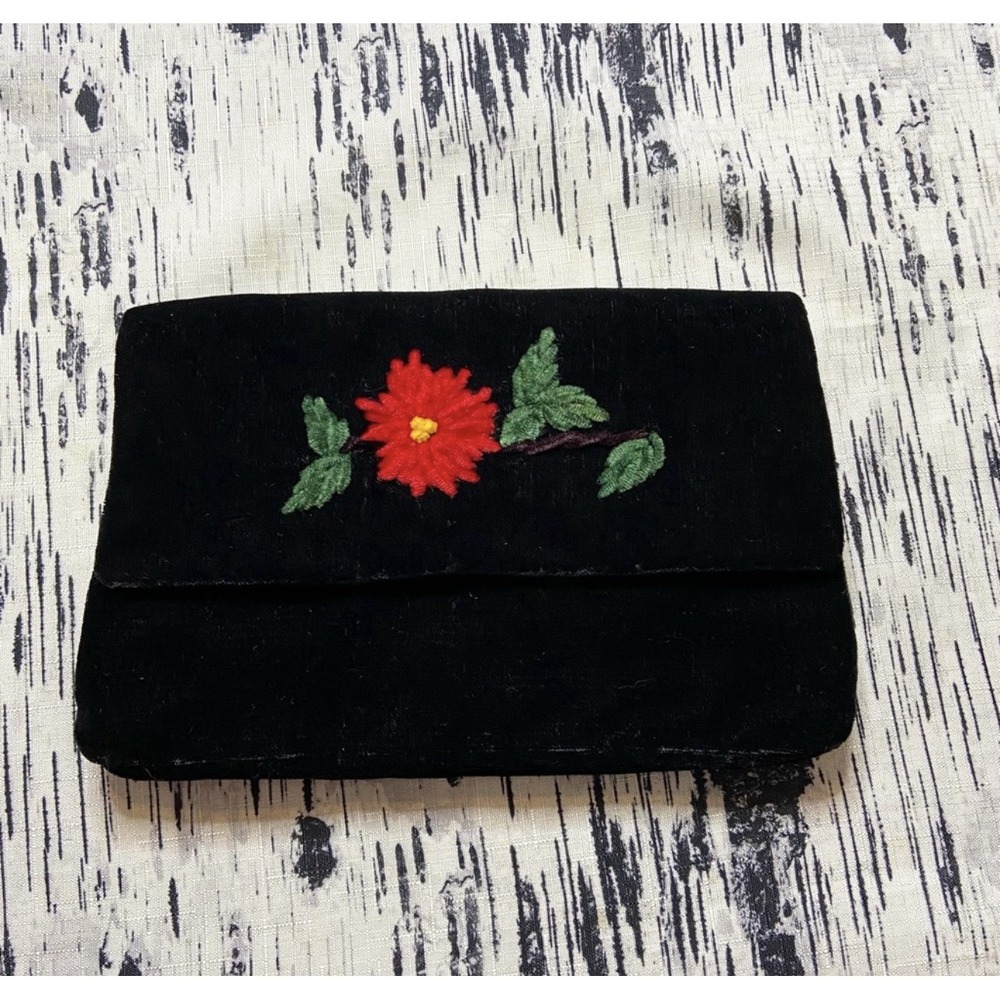 Vintage Velvet Clutch Purse Embroidered Poinsettia Flower‎ Holiday Hong Kong